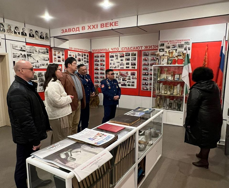 Делегация МЧС Монголии посетила музей варгашинского завода ППСО