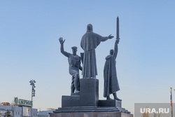 Зимние виды города. Пермь, зима, памятник героям фронта и тыла