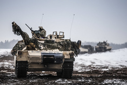 ВС РФ уничтожили «Ланцетом» американский танк Abrams. Видео
