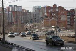Городской траффик во время нерабочих дней точки съемки понедельник Пермь, средняя дамба