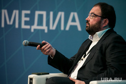 Максуд Шадаев на Мастерской Новых медиа. Москва, шадаев максут