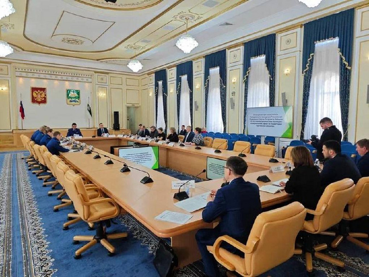 На совещании в Кургане обсуждали вопросы ЖКХ и ЧС