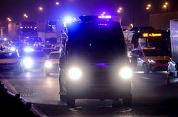 В больницу, где оперируют губернатора, выехала спецбригада медиков