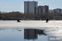 Рыбаки на Городском пруду. Екатеринбург, лед, рыбалка, весна, вода