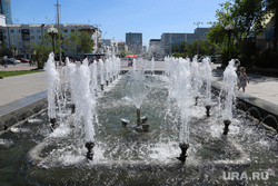 Запуск фонтанов в центре города. Екатеринбург, жара, городской фонтан, фонтан
