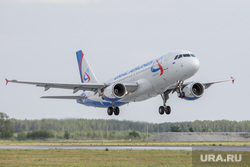 Самолет «Уральских авиалиний», севший под Новосибирском, не вернут к полетам
