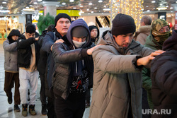 Рейд по мигрантам в ТРЦ «Гринвич». Екатеринбург, мигранты, рейд, нелегалы