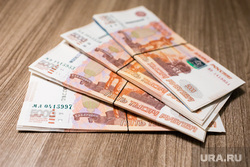 ЦМАКП: в России на фоне СВО началась «революция зарплат»