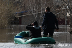 Подтопление в селе Кетово и окрестностях. Курганская область, эвакуация, половодье, спасатели, чрезвычайная ситуация, паводок, наводнение, потоп, лодка, стихийное бедствие