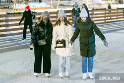 В ЯНАО белгородские дети познакомились с зимними видами спорта. Видео