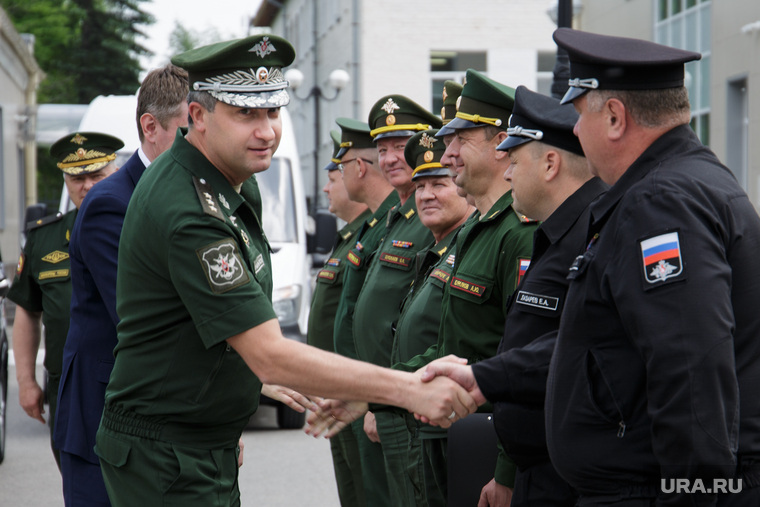 Замминистр обороны Тимур Иванов посетил Пермское суворовское военное училище. Пермь