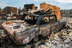 Сгоревшие сельские дома. Мыркайское, пожарище, пепелище, чп, сгоревший автомобиль, сгоревшие дома
