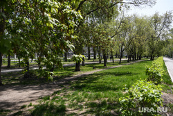 Виды Екатеринбурга, сквер на улице титова