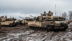 Появились кадры первого эвакуированного танка Abrams