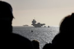 ВМС Британии сообщили об атаке неизвестных на судно вблизи йеменского порта Моха