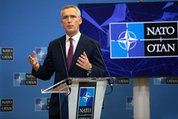 Генсек НАТО потребовал собрать за пять лет 100 млрд долларов на помощь Украине