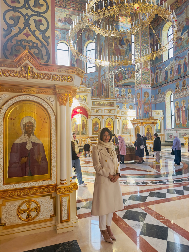 Ирина Текслер посетила новый храм в Пласте