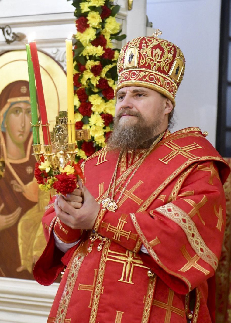 Архиепископ Салехардский и Ново-Уренгойский Николай поздравил верующих с пасхой
