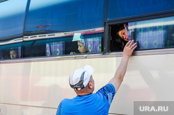 Дети едут в лагерь Челябинск, автобус, отправка детей в лагерь