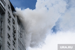 Появилась версия пожара в высотке Екатеринбурга, откуда выпал мужчина