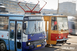 Общественный транспорт Екатеринбурга, икарус, автобус, трамвай