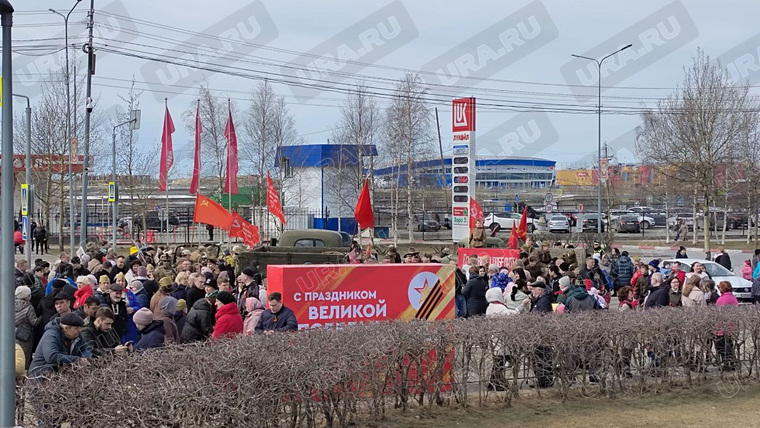 Перед стартом акции «Знамя Победы» в Сургуте