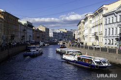 Виды города. Санкт-Петербург, речные прогулки, река мойка