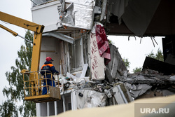 Последствия взрыва газа в доме 9А на улице 28 июня в Ногинске. Москва, мчс, газ, последствия, спасатели, струна