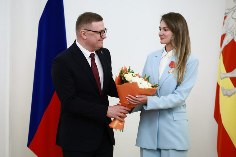 Всего 13 мая были награждены 10 спортсменов и 12 тренеров