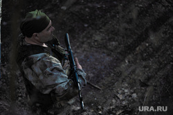 Военно-тактическая подготовка гражданского населения на полигоне. Пермь, тренировка, автомат калашникова, противостояние, оружие, вооружение, война, подготовка, ак, конфликт, вооруженные силы, вооруженные люди, вооруженный человек, весна, солдат, мобилизация, сво, военный, ак 74