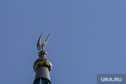 Прощание с Далером Бобиевым. Екатеринбург, мечеть, полумесяц, ислам, религия, мечеть имени абу ханифы