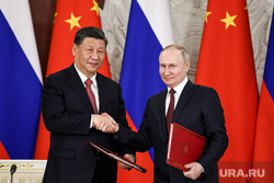 Президент России Владимир Путин и председатель КНР Си Цзинь Пин на встрече во время совместного заявления в Кремле. Москва, си цзиньпин, путин владимир