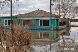 Сотни курганцев, чьи дома пострадали из-за паводка, получат деньги на капремонт