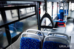 Передача новых автобусов, полученных Екатеринбургом в лизинг в рамках федеральной программы «Безопасные и качественные дороги». Екатеринбург, автобус, общественный транспорт, поручень, салон автобуса, городской транспорт