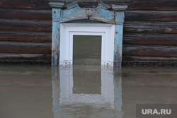 На Тюменскую область наступает большая вода. Видео