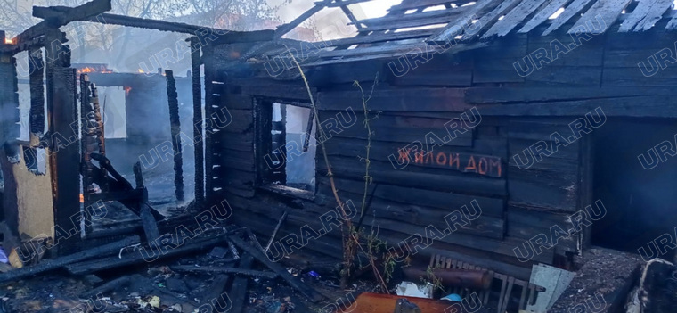 Площадь пожара составила 120 квадратных метров