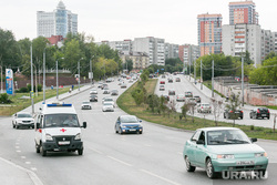 Новостройки. Тюмень, автомобили, дорога, автомобили, улица профсоюзная, профсоюзная