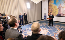 Владимир Путин ответил на вопросы представителей российских СМИ по итогам своего двухдневного государственного визита в КНР