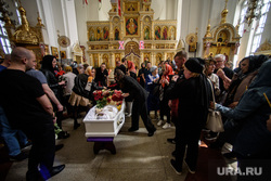 Екатеринбуржец, зарезавший девушку на Уралмаше, готовился к преступлению. Видео