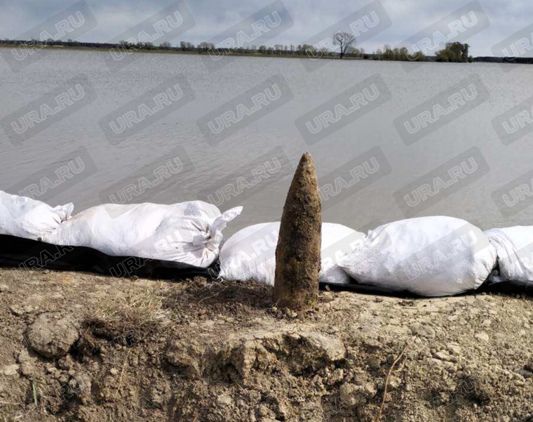 Снаряд был обнаружен во время работ по подготовке противопаводковых насыпей