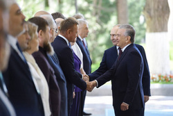 Путин в Узбекистане. Stock, путин владимир, stock, шавкат мирзиеев