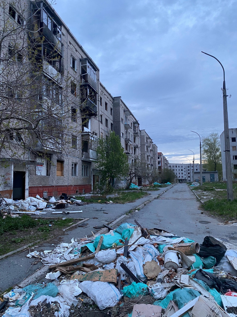 В квартале, где расселены дома, царит разруха