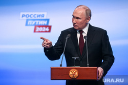 Президент России Владимир Путин на пресс-конференции после окончания голосования на президентских выборах 2024. Москва, путин владимир, топ