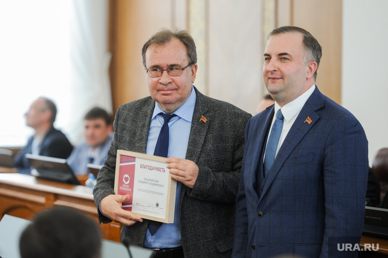 Владимир Владимирский получил благодарность от лидера "Партии пенсионеров" Владимира Буракова 