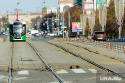 Октябрь в городе. Челябинск, рельсы, трамвайные пути, благоустройство, улица кирова, трамвай, ремонт путей, новые рельсы