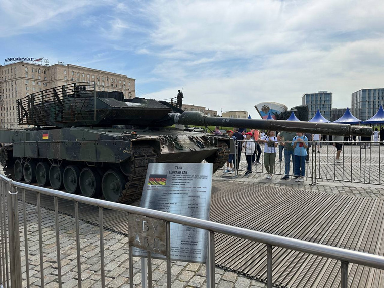 Знаменитый британский танк Leopard 2A6 подбили российские солдаты