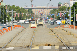 Городские зарисовки. Челябинск, рельсы, трамвайные пути, трамвай