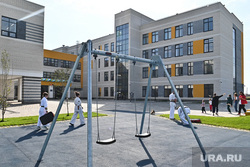 Куйвашев в новой школе мкр Солнечный. Необр
