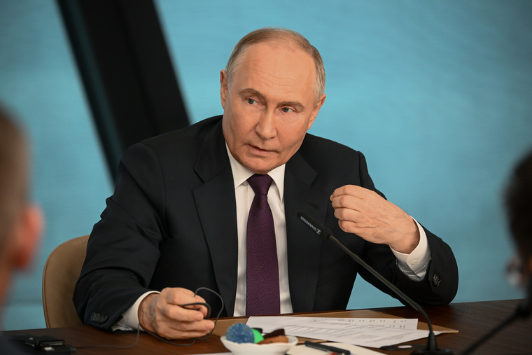 Путин. ПМЭФ-2024. Встреча с руководителями международных информационных агентств. Stock