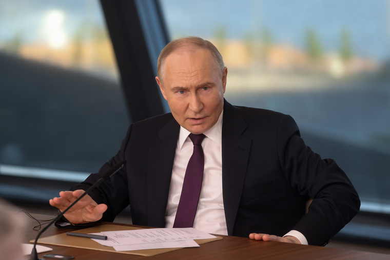 Путин. ПМЭФ-2024. Встреча с руководителями международных информационных агентств. Stock